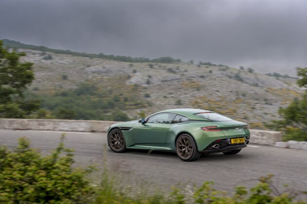 GTspirit DB12 Rollers 10